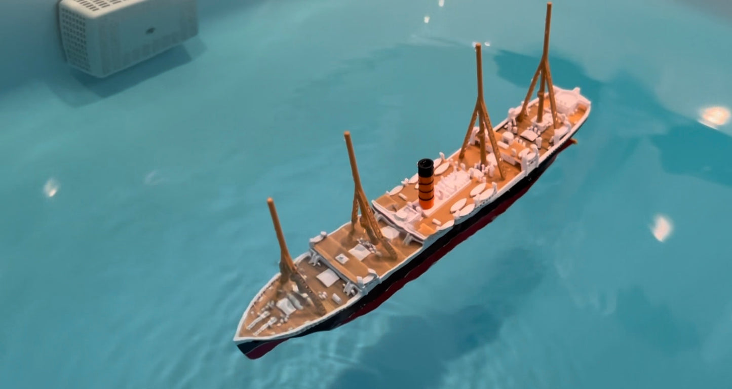 RMS Carpathia Submersible Model, Educational Model, FLOATS & SINKS Historically accurate