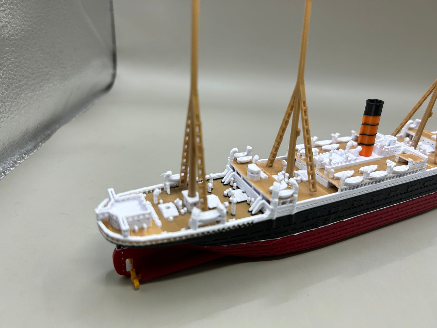 RMS Carpathia Submersible Model, Educational Model, FLOATS & SINKS Historically accurate