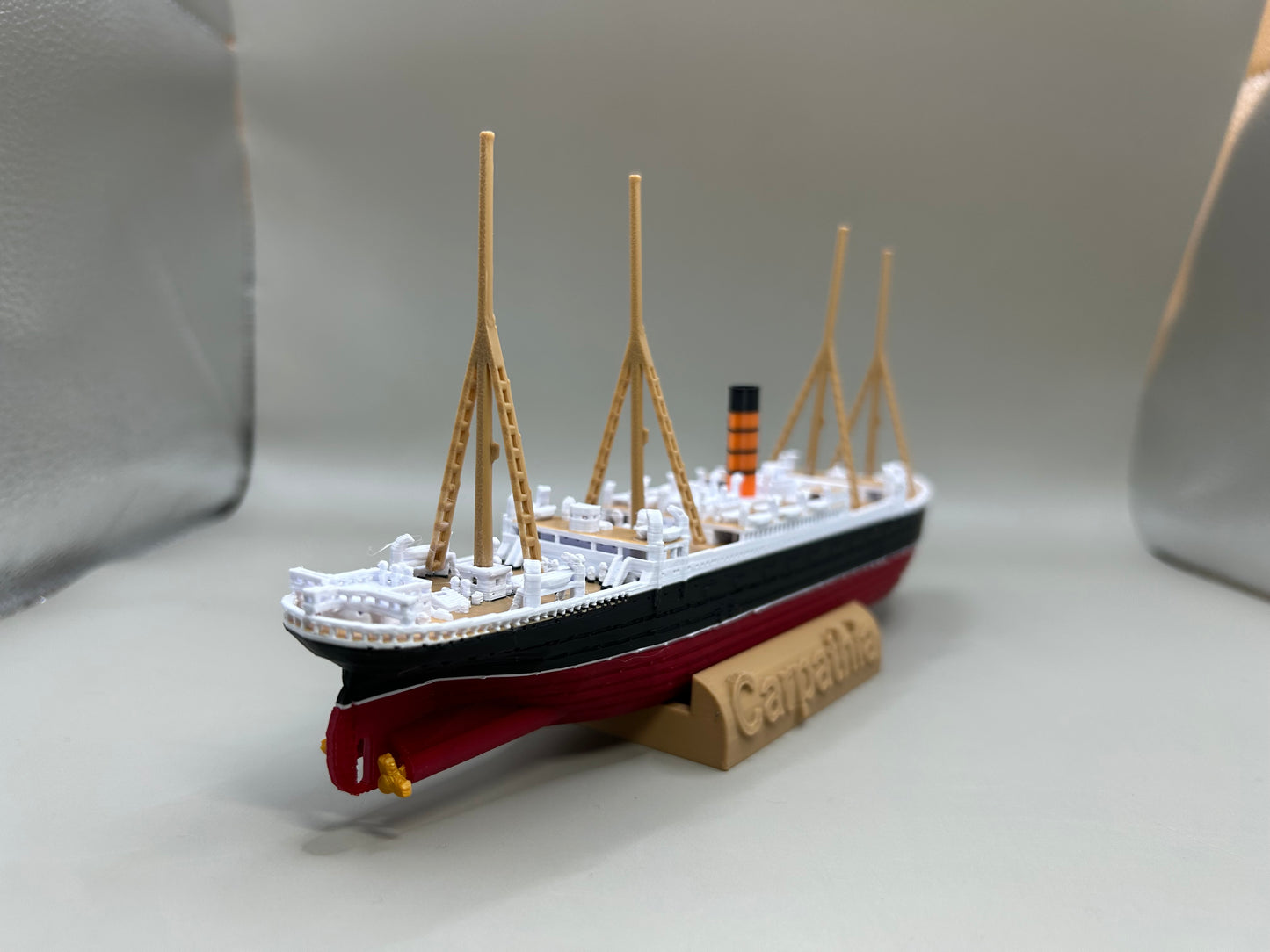 RMS Carpathia Submersible Model, Educational Model, FLOATS & SINKS Historically accurate