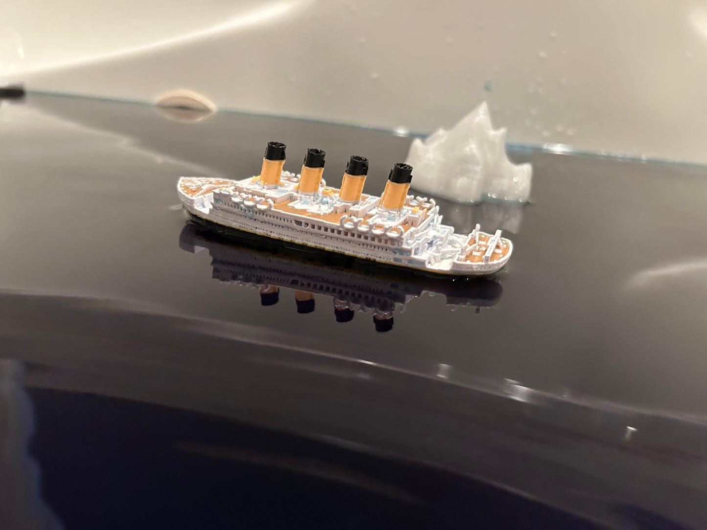 Majestic White Star Line Floating Boat Bundle - Titanic, Britannic, Olympic, Bathtub Toys