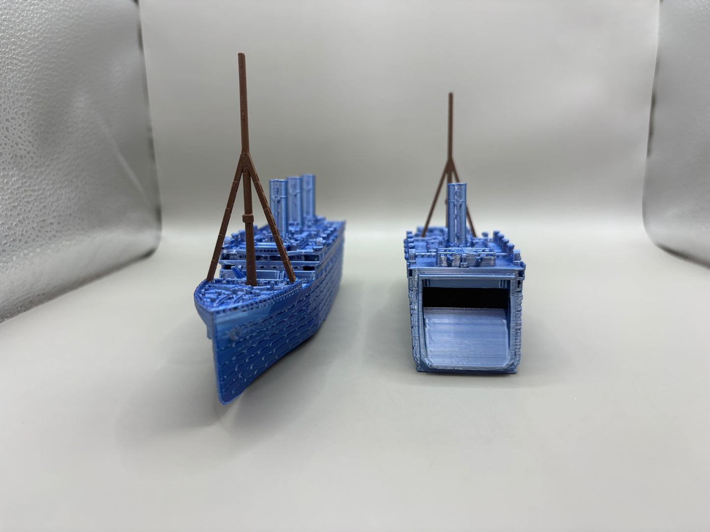 RMS Diamondtanic Submersible Model, Educational Model, FLOATS & SINKS