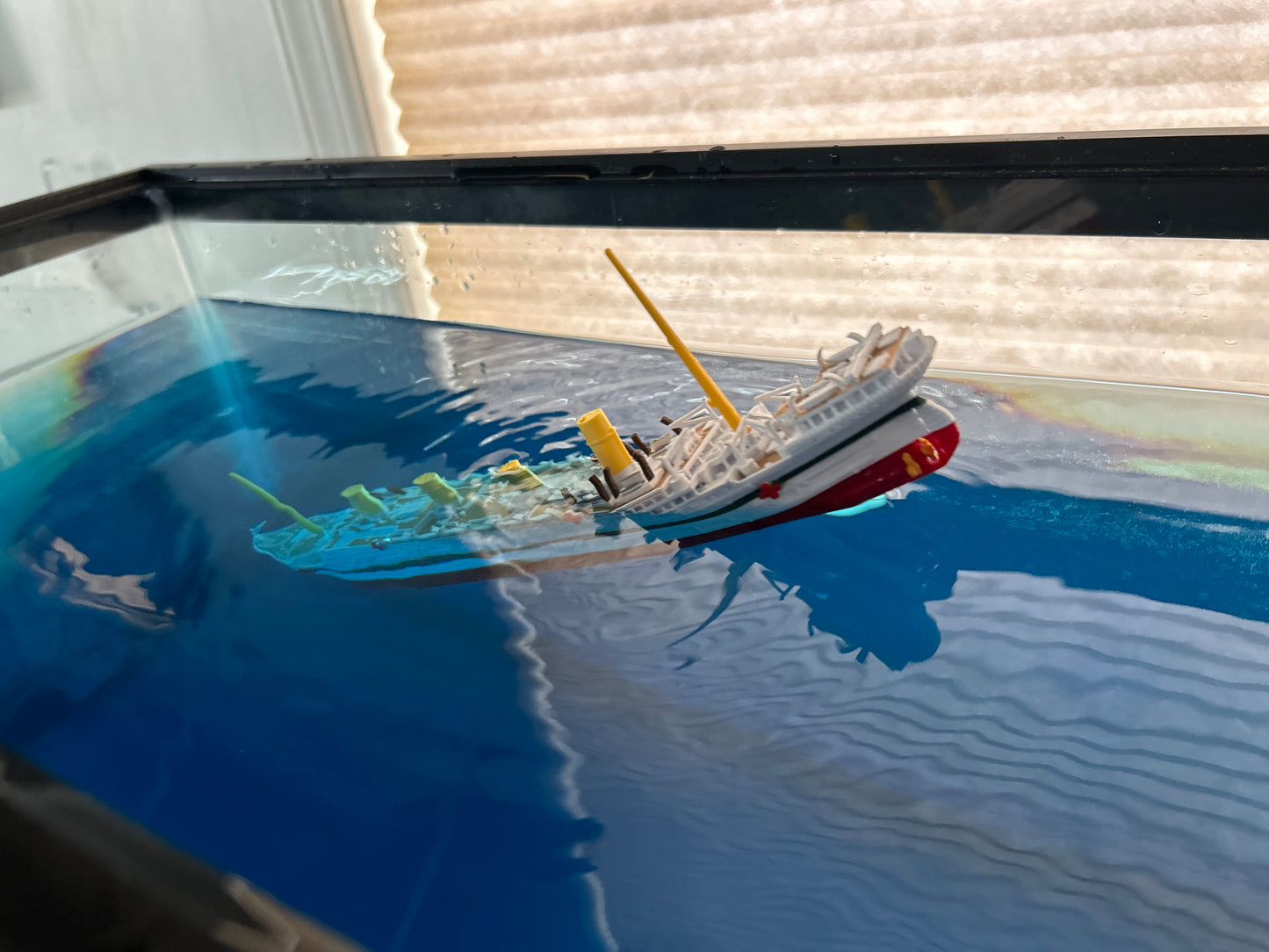 HMHS Britannic Submersible Model, Educational Model, FLOATS & SINKS Historically accurate