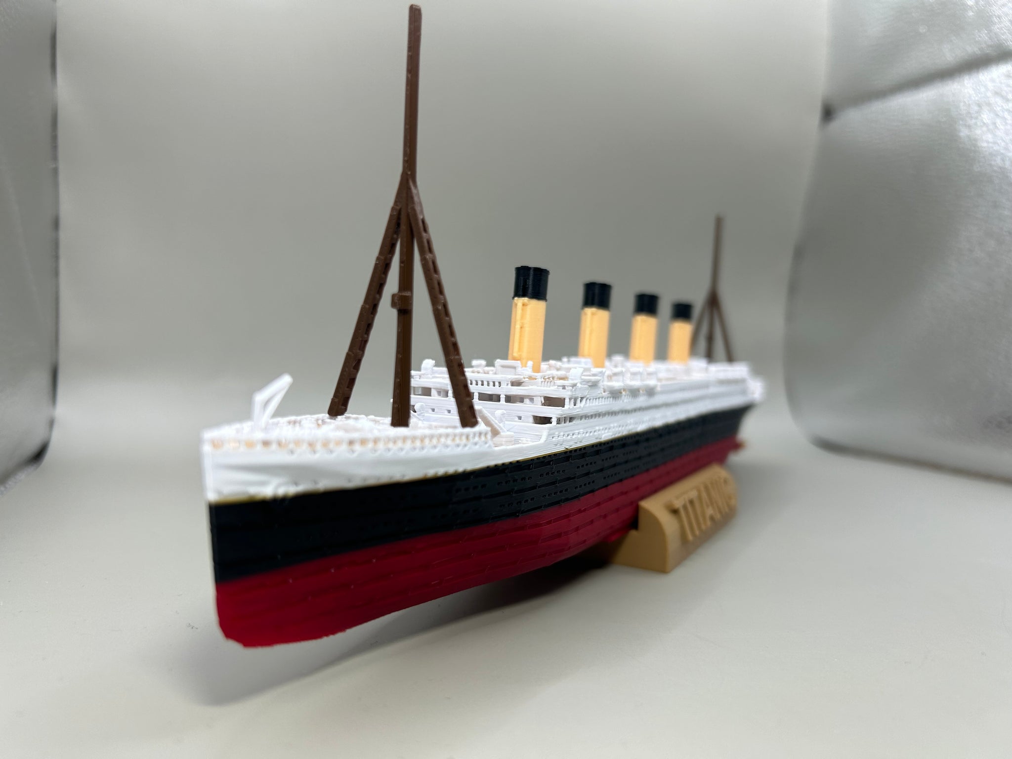 RMS Titanic Submersible Model, Educational Model, FLOATS & SINKS Histo ...