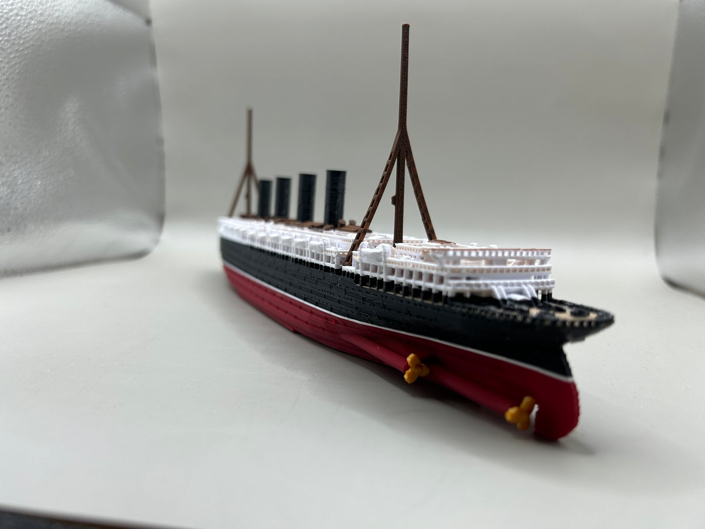 RMS Lusitania Submersible Model, Educational Model, FLOATS & SINKS Historically accurate