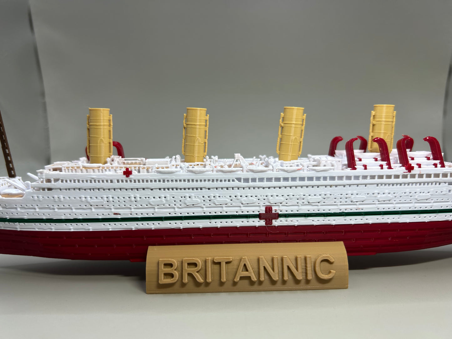 HMHS Britannic Submersible Model, Educational Model, FLOATS & SINKS Historically accurate