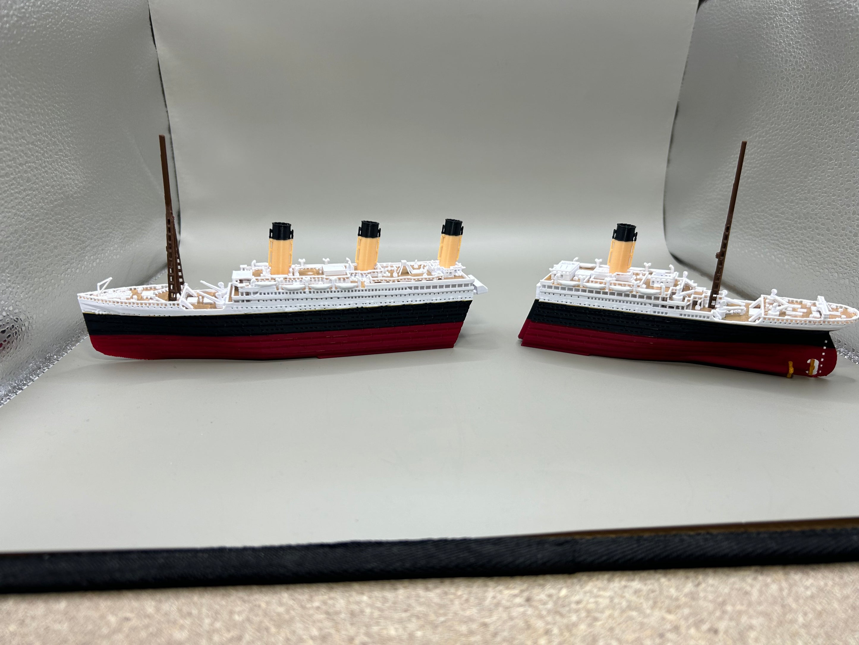 RMS Titanic Submersible Model, Educational Model, FLOATS & SINKS Histo ...