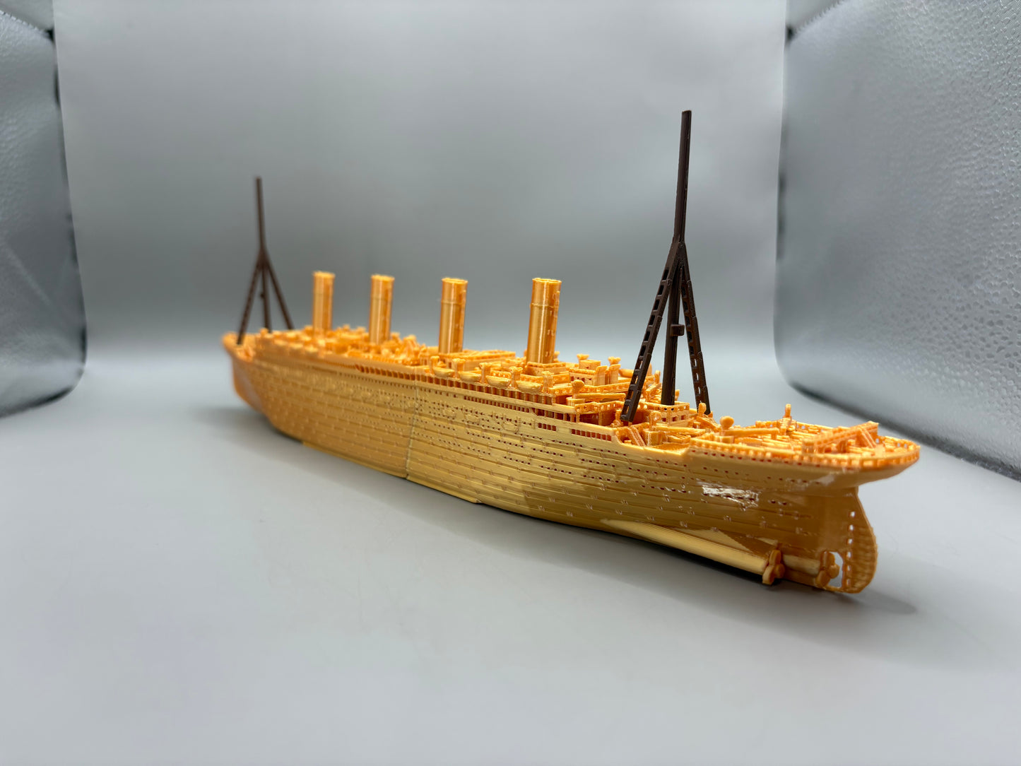 RMS Goldtanic Submersible Model, Educational Model, FLOATS & SINKS