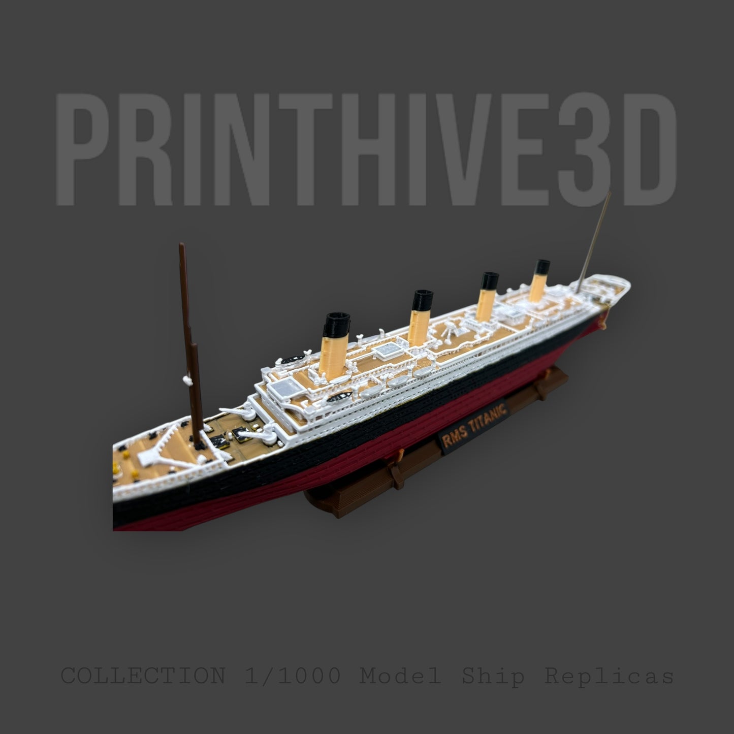 12” RMS Titanic Replica With Iceberg