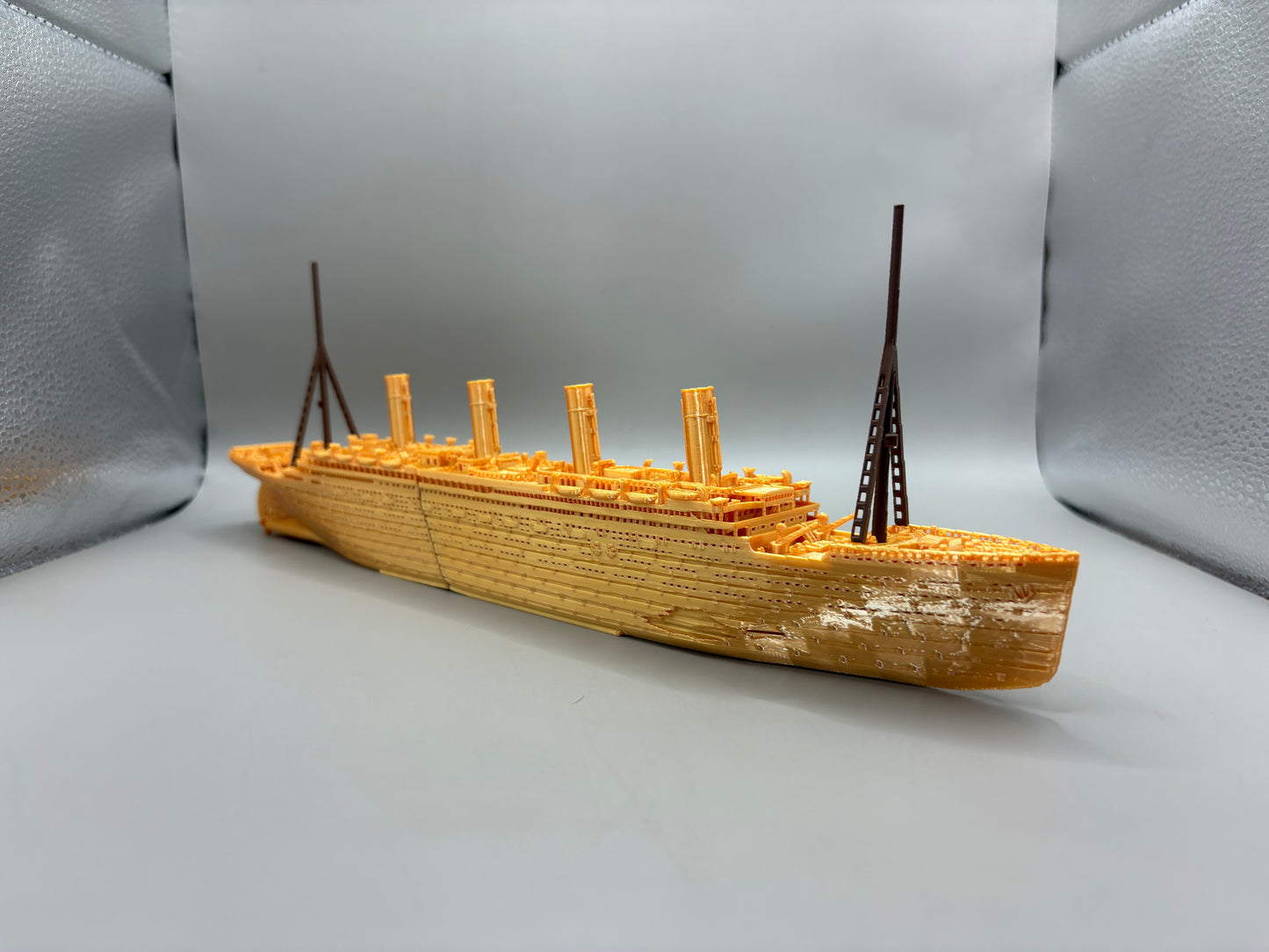 RMS Goldtanic Submersible Model, Educational Model, FLOATS & SINKS