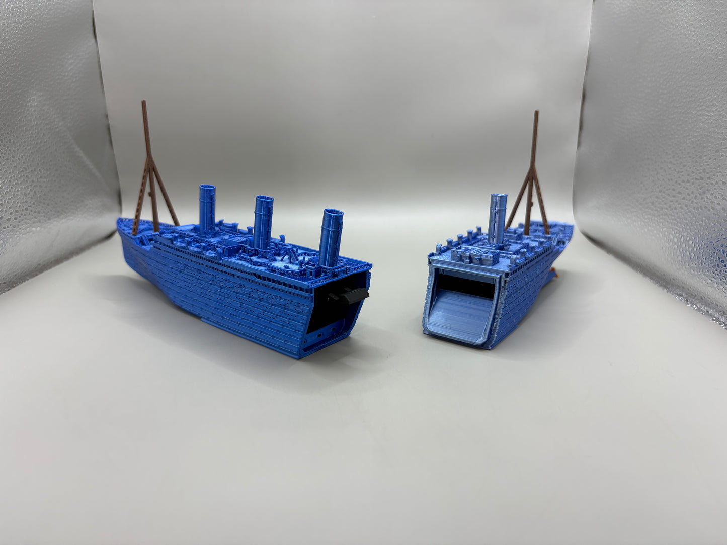 RMS Diamondtanic Submersible Model, Educational Model, FLOATS & SINKS